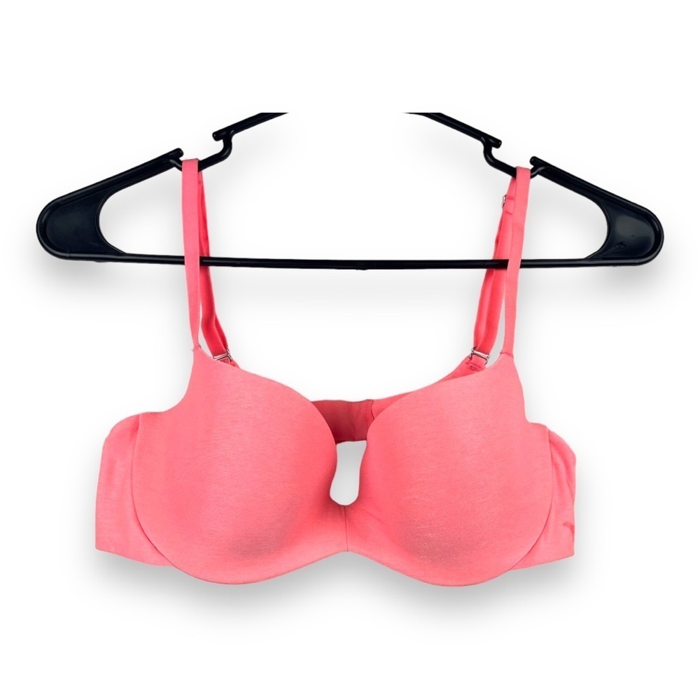 Pink Victoria Secret Lightly Lined‎ Bra